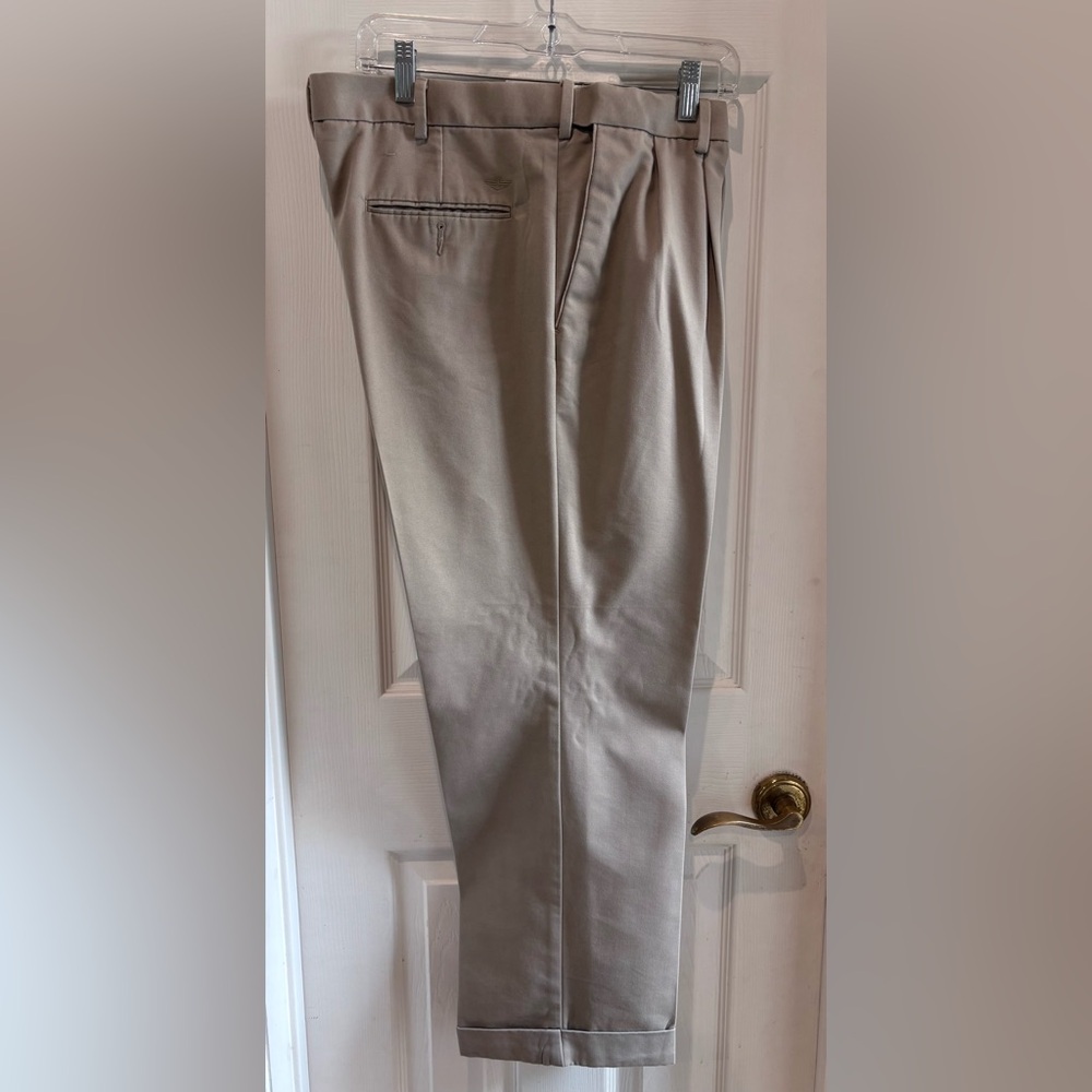 Dockers Tan Dress Pants with pleate Front Straight Leg